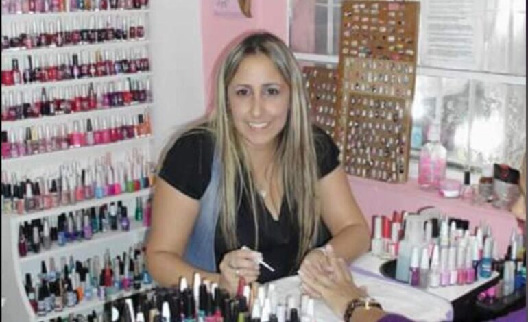 Renata, Só da Elas, transformou sua vida através das unhas