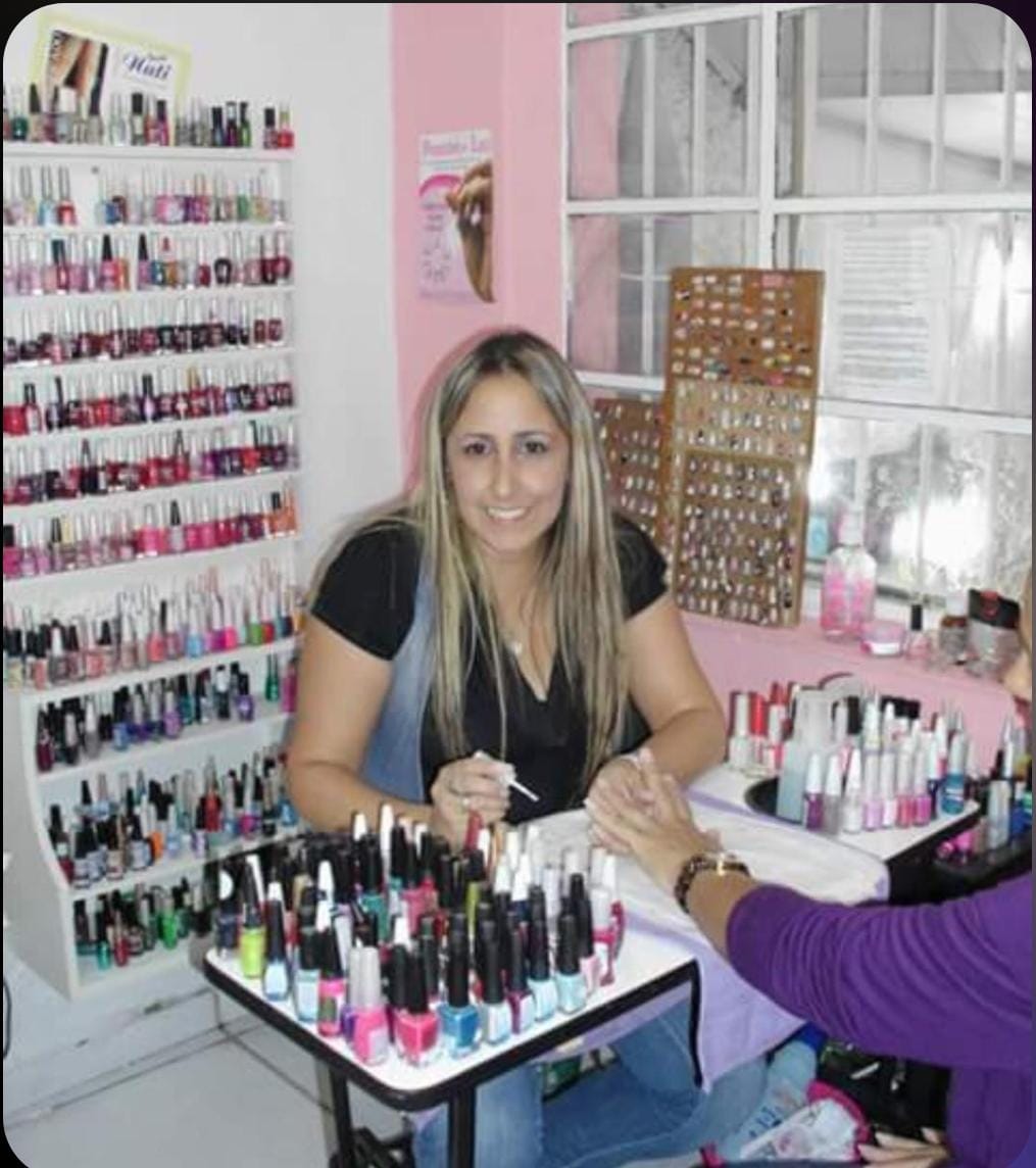 Renata, Só da Elas, transformou sua vida através das unhas