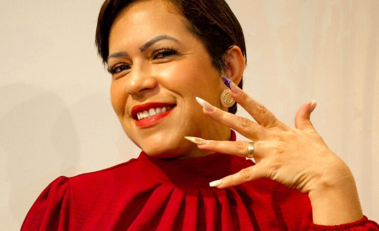 Italma Gomes: Da Administração ao Mundo das Unhas, uma História de Transformação e Dedicação